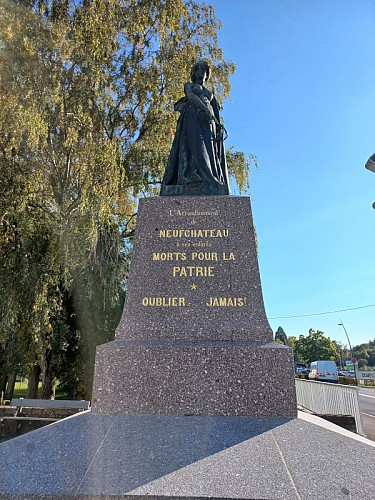 Monument aux morts de 1870 de Neufchâteau