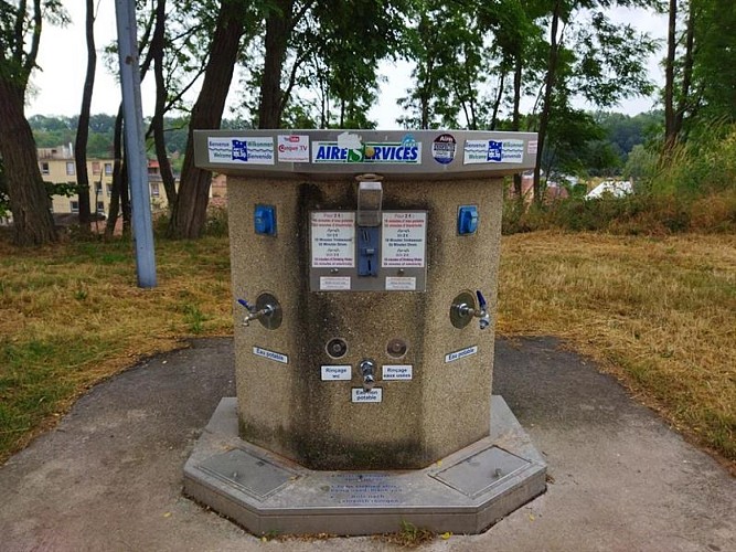 Servicebereich für Wohnmobile an der Zitadelle