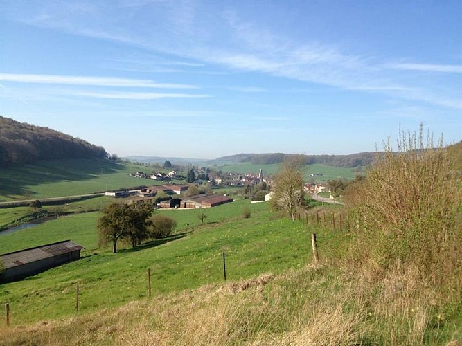 Aire de stationnement de Pompierre