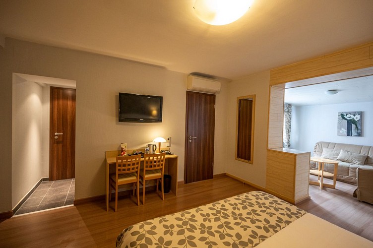 Hôtel-Restaurant La Table Alsacienne à Farébersviller