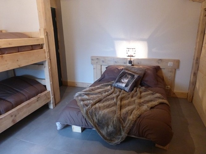 CHALET 15 PERSONEN LE MOUTIER DES FÉES