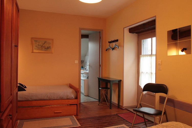 2ème chambre 3p étage_8