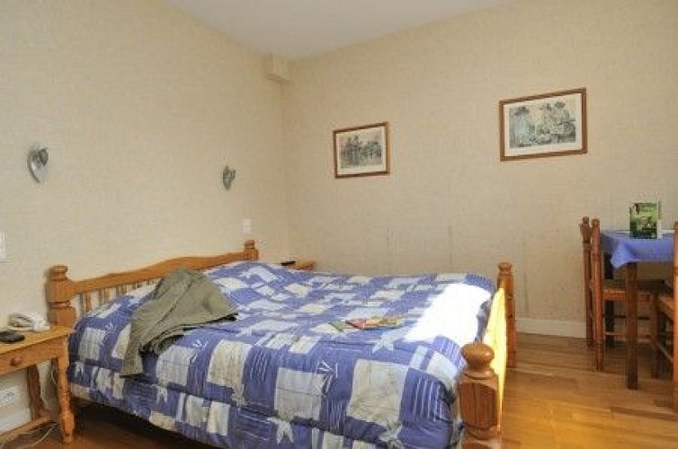 Hôtel AubergedeSaintJulienAuxBois-Chb_4