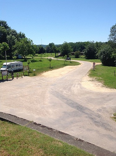 Aire CC Le Bugue juin 2016 ©ALR - sirtaqui