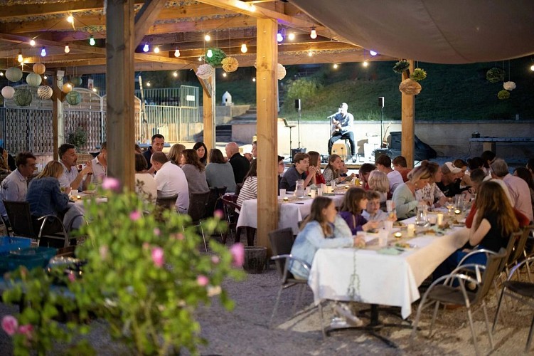 AU CREUX DES ARBRES 11