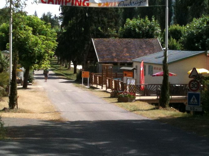 entrée camping les ombrages