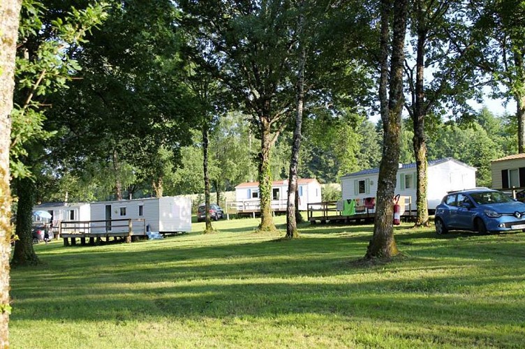 Camping La Ripole à Abjat sur Bandiat