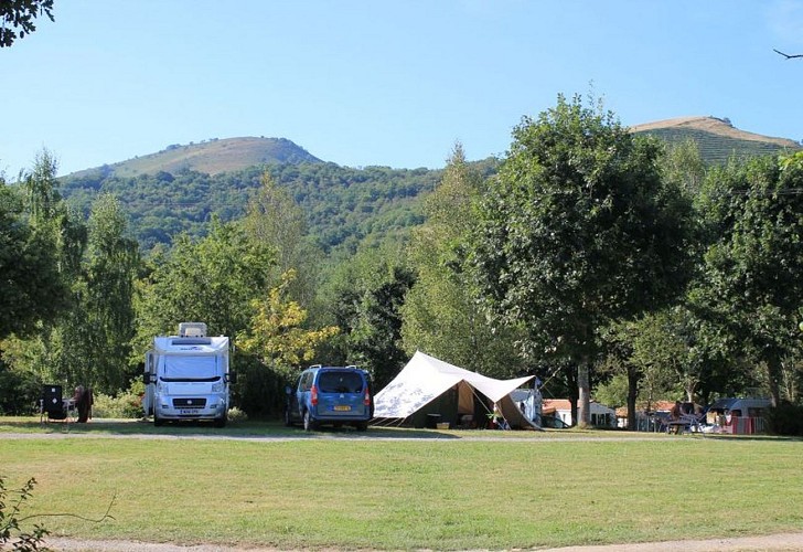 Camping-Narbaitz-emplacements-ascarat