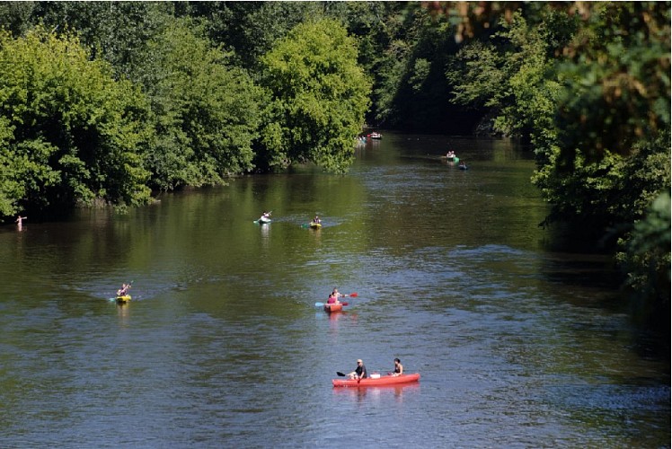 canoesles3drapeaux6_P.Frere