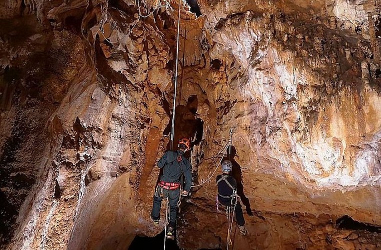 Speleologie---Bastides-Dordogne-Perigord-4