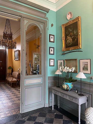 Entrée Hôtel des Jacobins Destination Agen