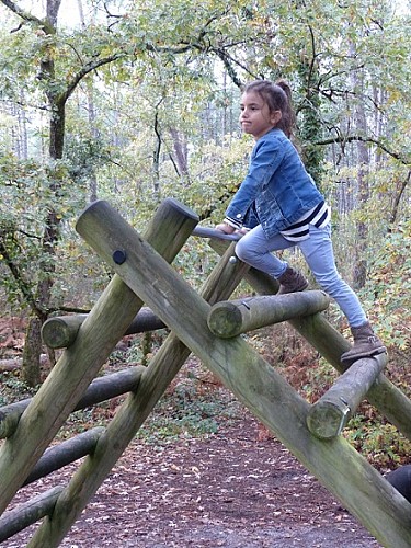 Parcours de santé - forêt - Arès - Sirtaqui