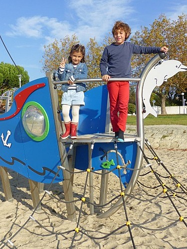 Aire de jeux - Arès - Bassin Arcachon - sirtaqui