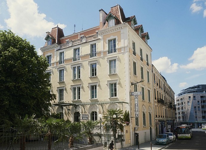 Hôtel Bristol - Pau - façade