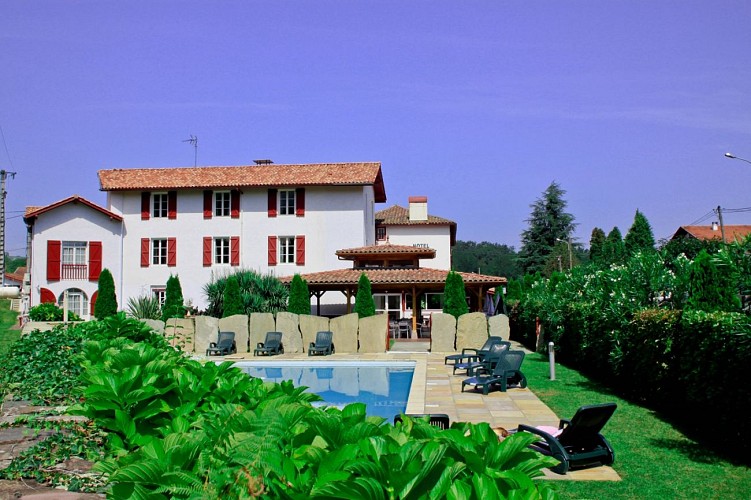 Txistulari - Extérieur