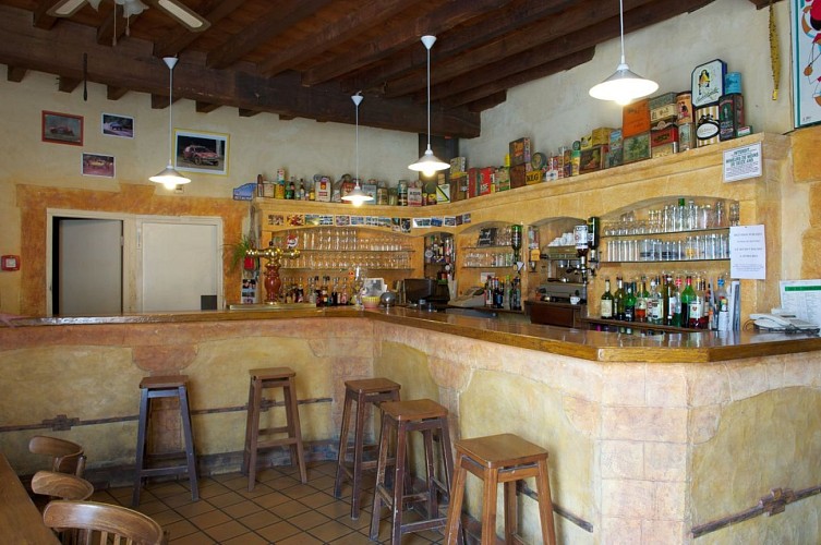 02_Auberge de l'Etable_bar_Montory 64470