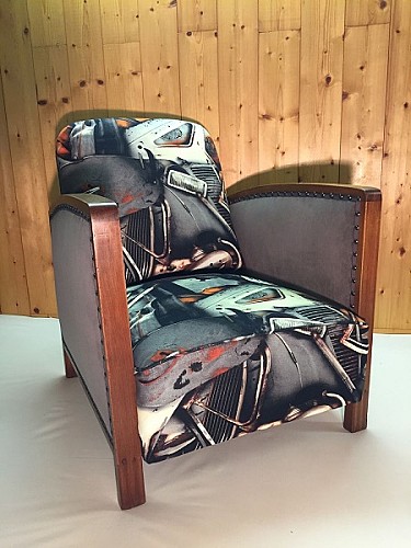 PCU_Fauteuil moderne_Atelier au fil du siège_Montignac©TeyssouCatherine