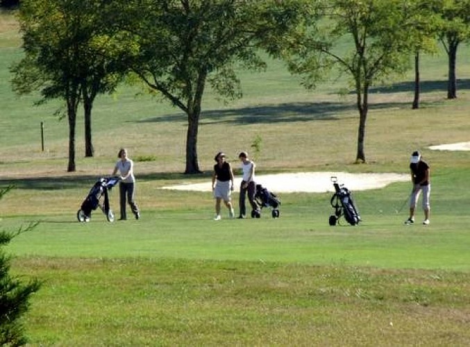 golf-agen-bon-encontre-green-destination-agen-tourisme