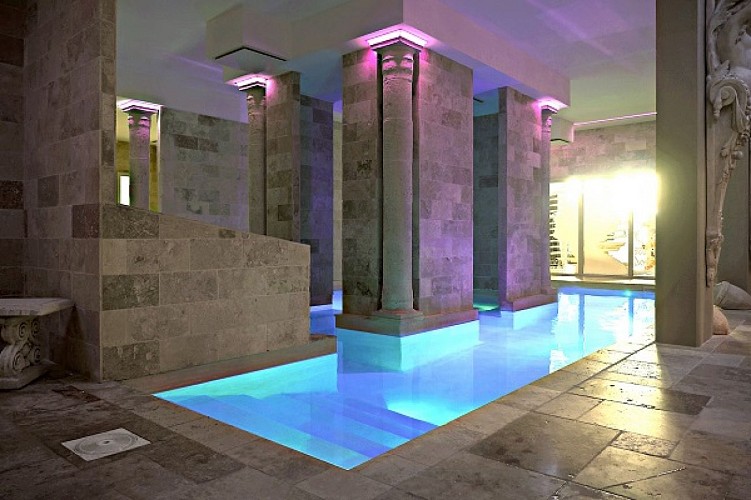 aginum_thermae-bassin_large-destination-agen-tourisme