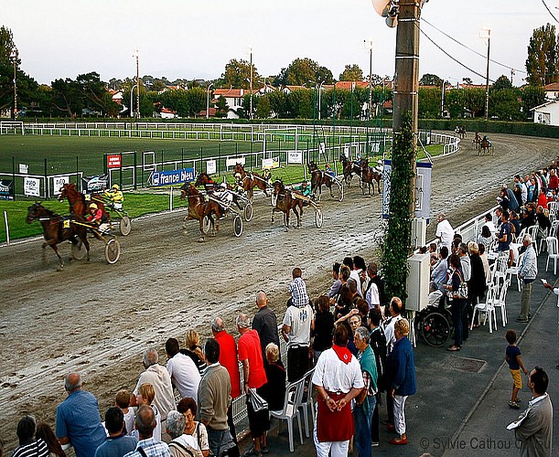 Le Public - Hippodrome des Fleurs - Biarritz