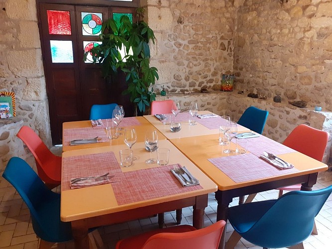 Auberge-Le-Moustier-9 2