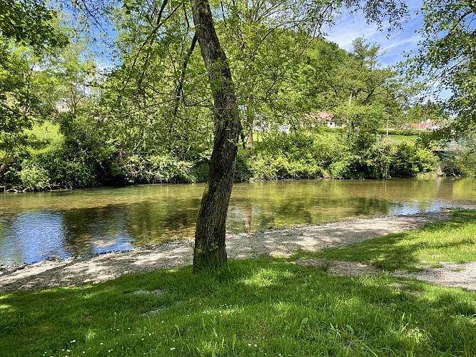 Parcours santé de St-Pée - Rivière le vert II - OLORON SAINTE-MARIE (©OTHB)
