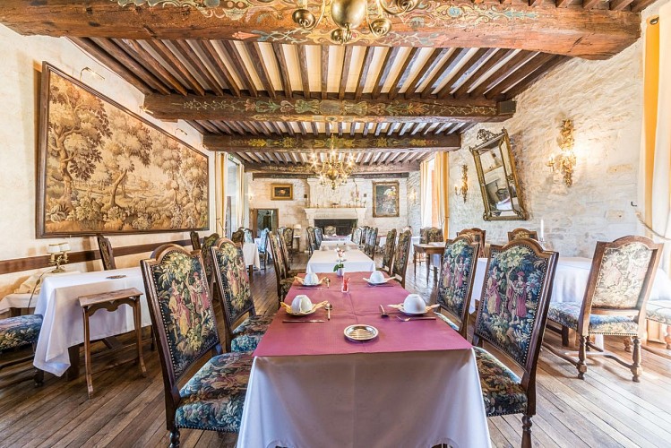 Château de la Fleunie@Plasset (7) 4 res