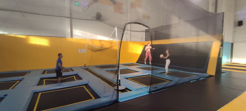 IMG_20230804_203954_TS_1440x900