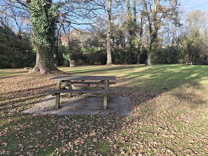Montardon Pau aire de pique-nique @CBM nov 2025 (4)