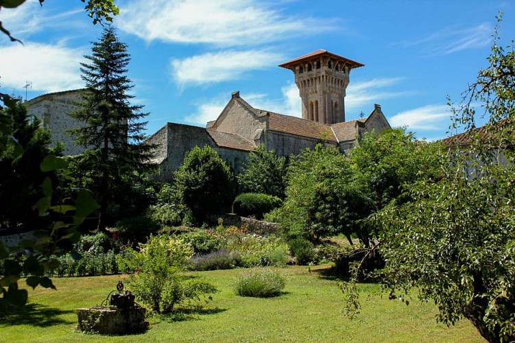 ITIAQU047FS000B6-Le-Nomdieu-6