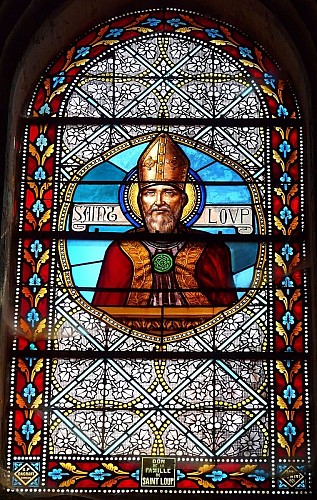 Montagnac-sur-Auvignon_église_vitrail_nef_Pere Igor_licence CC-BY-SA