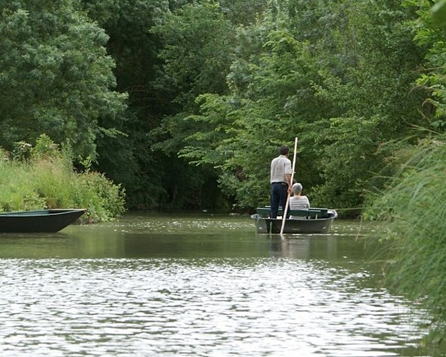 L'embarcadère "Les Oiseaux du Marais poitevin" à Saint-Hilaire-la-Palud