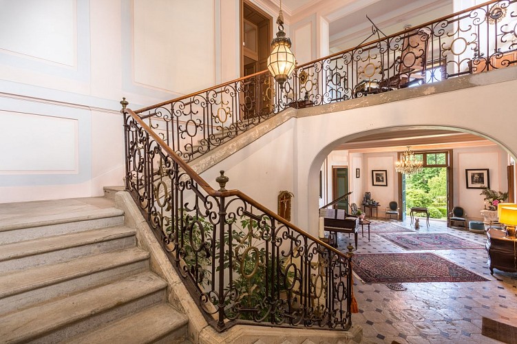 Escalier-d-honneur-2