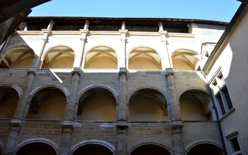 2018-Maison-Carree-Anna-Blanc-Larrue - libres-de-droit - -5-ok