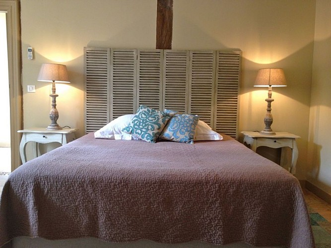 CoeurdeBastides_Monflanquin_Hébergement_B&amp;B_Château Ladausse - suite Saint Charles_20170202 (800x600)