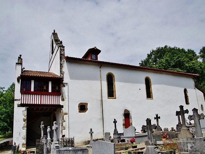 Eglise Notre Dame  - Extérieur cimetière