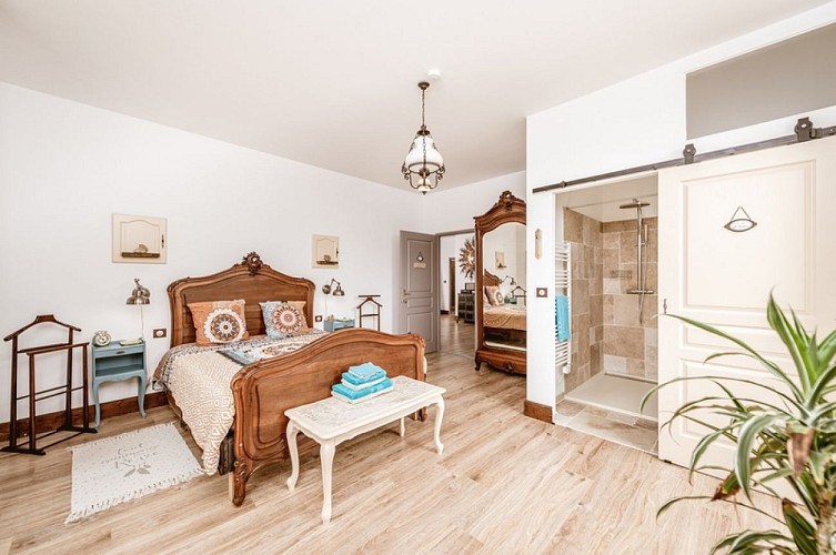 Domaine-les-Courteaux-Auvergne-HB04--800X600-