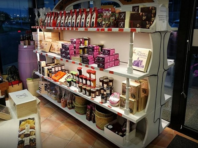 boe-boutique-des-pruneaux-destination-agen-tourisme