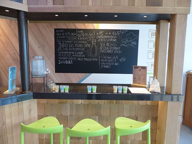 Buros maison de l'eau salle pédagogique le bar à eau