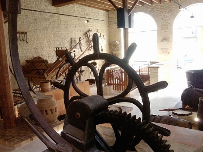 Le musée du charronnage et de la tonnellerie