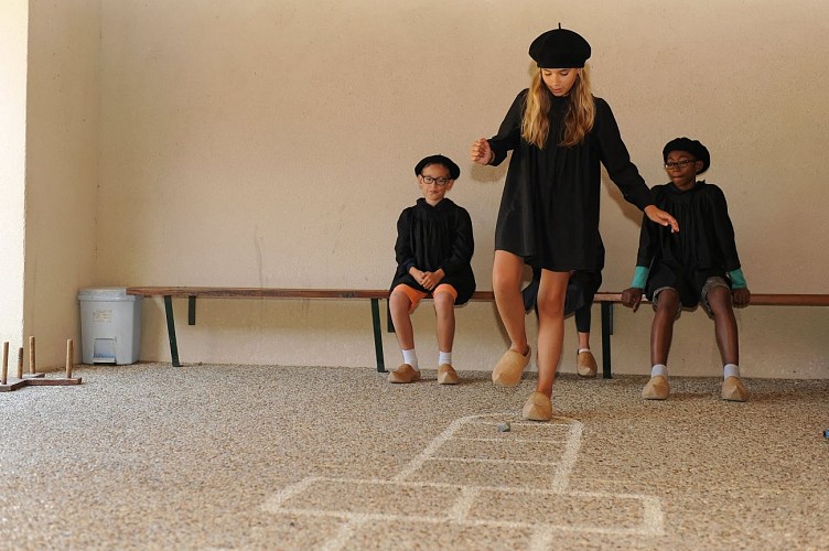 La Tour Nivelle - Musée d'école et Maison Littéraire Ernest Pérochon