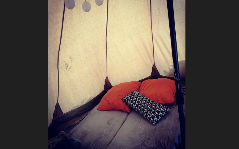 1440 Interieur-tipi-Aventure-Nordique