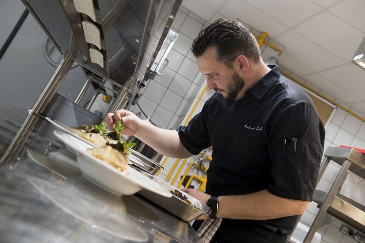 le chef du comptoir JOA