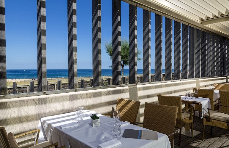 j.dessables-terrasse-014guide