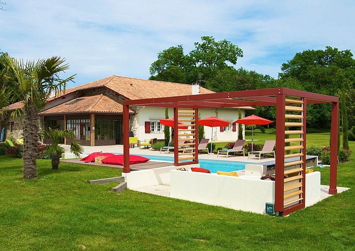 La Pouchoulane - piscine