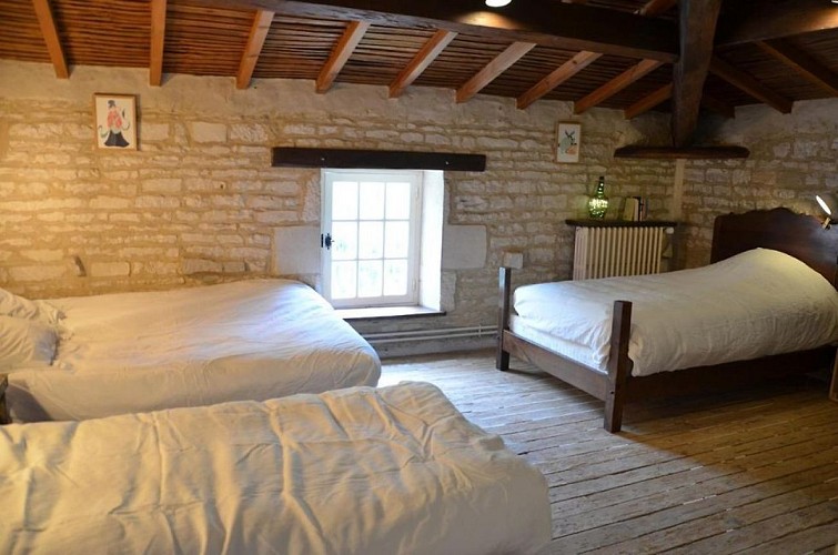 MAISON-HERONS-VANNEAU-CBRE