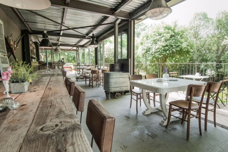 CoeurdeBastides_StEtienneDeVilleréal_Restaurant_Bassivière_salle