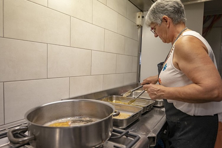 Restaurant du Melly Golg - en cuisine