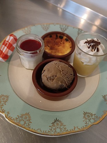 Café Divan2