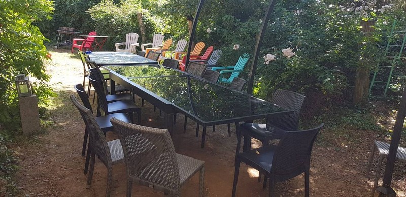 Table extérieure gite Alep